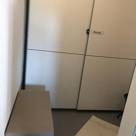 Direkt Am דירה
